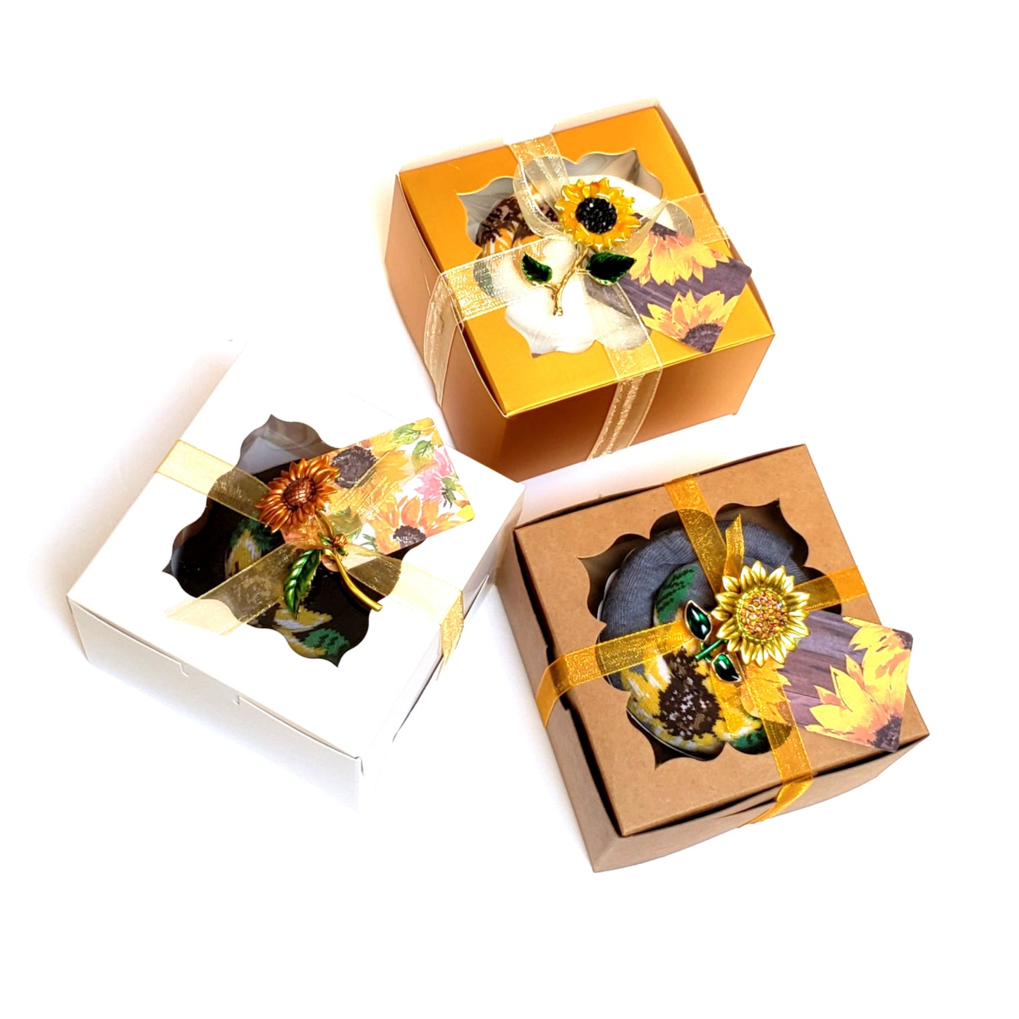 Sunflower-themed cupcake socks gift box – ideal for small gifts or party favors for women and teen girls