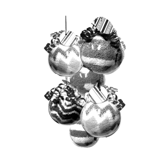 Black and White Socks Christmas Ornament – Cozy Gift Favor for Adults & Teens