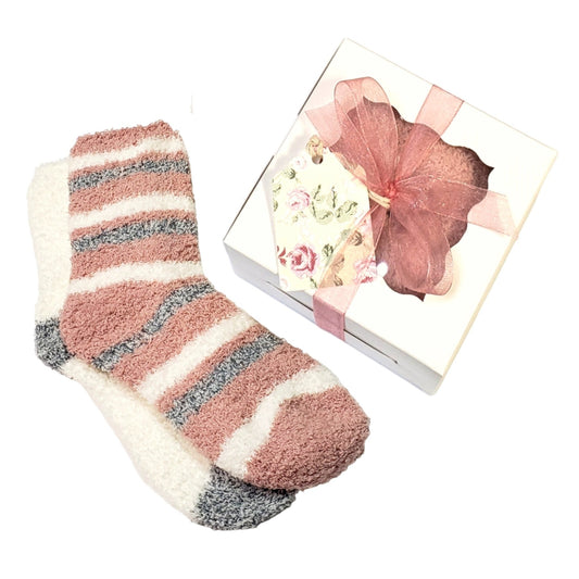 Women’s Neutral Fuzzy Socks Gift Set