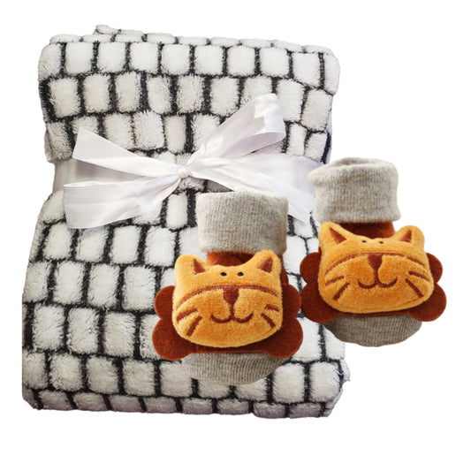 Baby Lion Socks and Blanket Gift Set